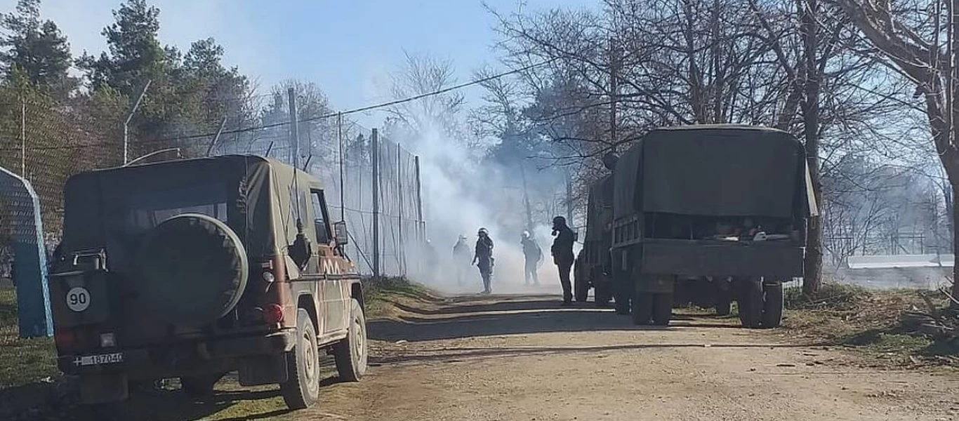 Έβρος: Άφθονο γέλιο από Έλληνες αστυνομικούς για Τούρκους γιατί έμειναν σε 5 πόντους λάσπη